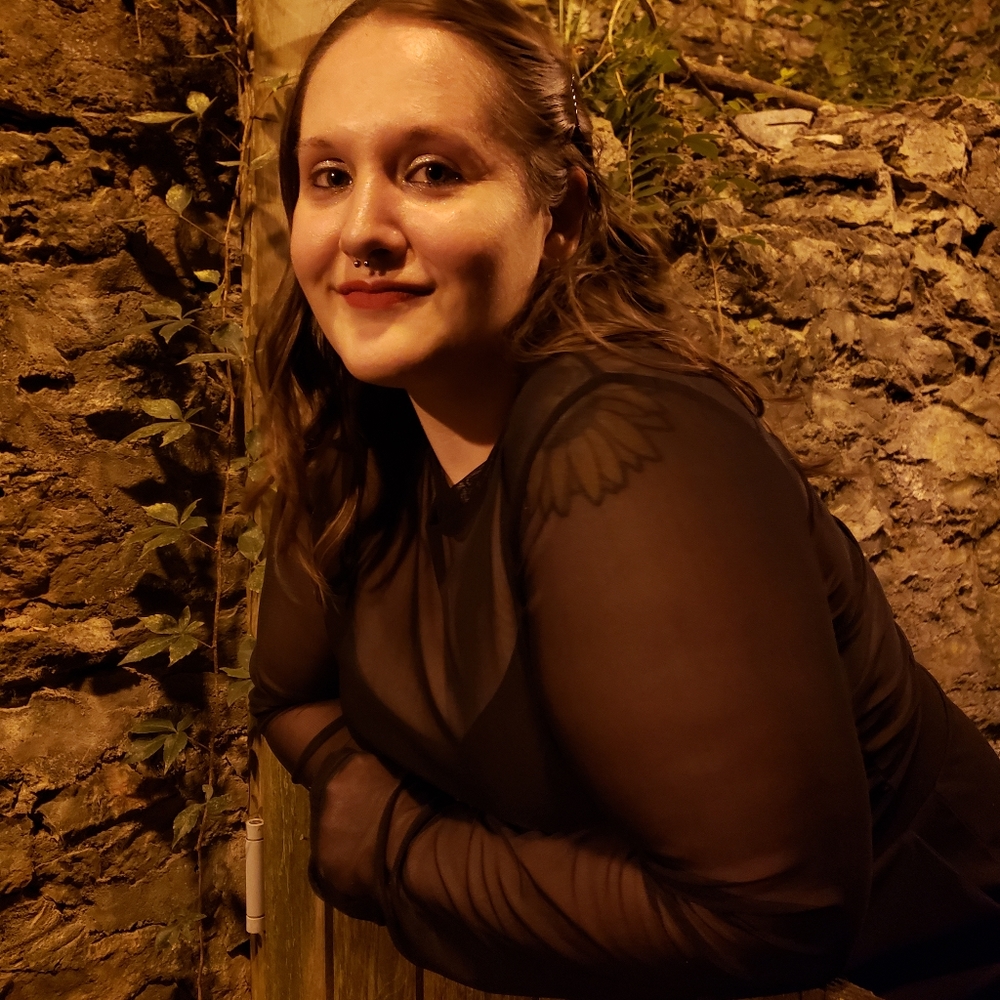 Meet your Posher, Ashley